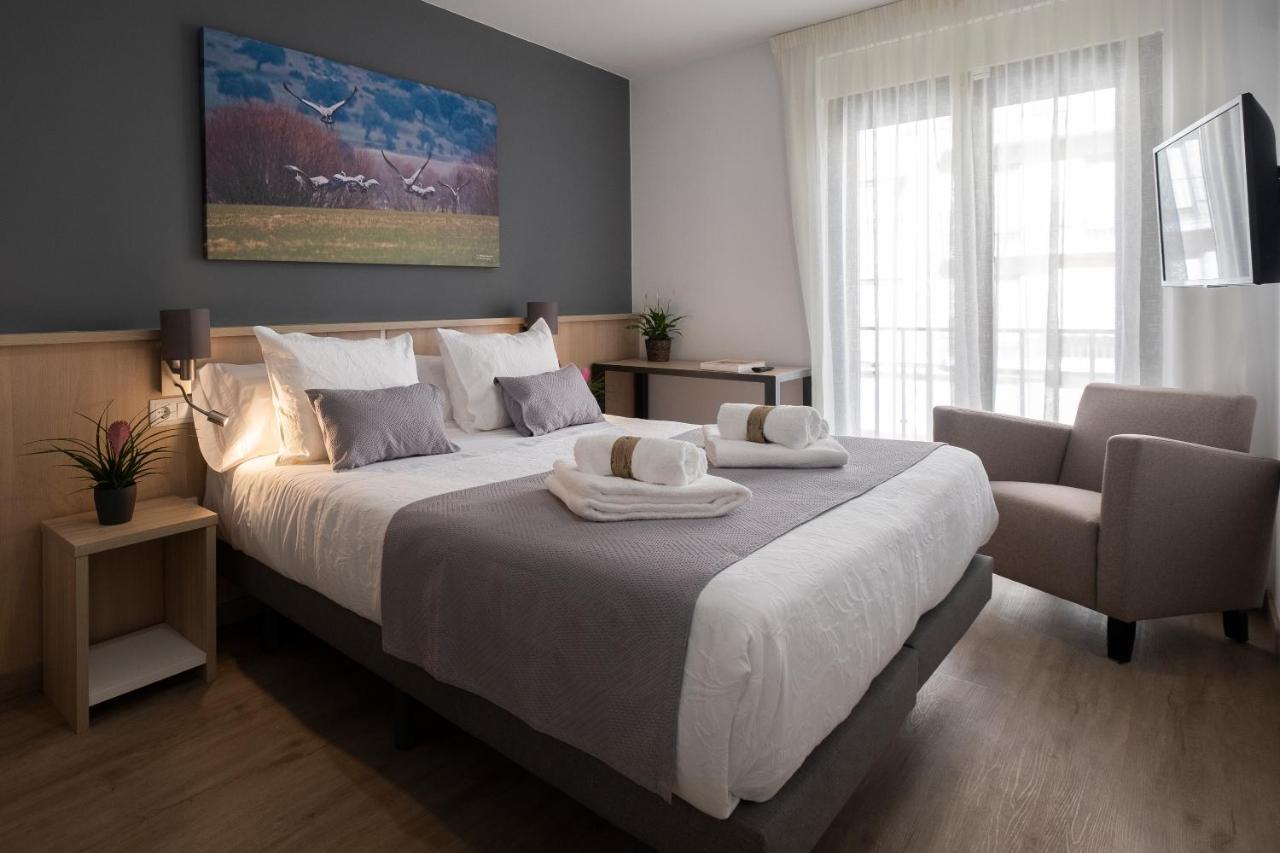 Luxor Torre Del Clavero Apartments Саламанка Экстерьер фото